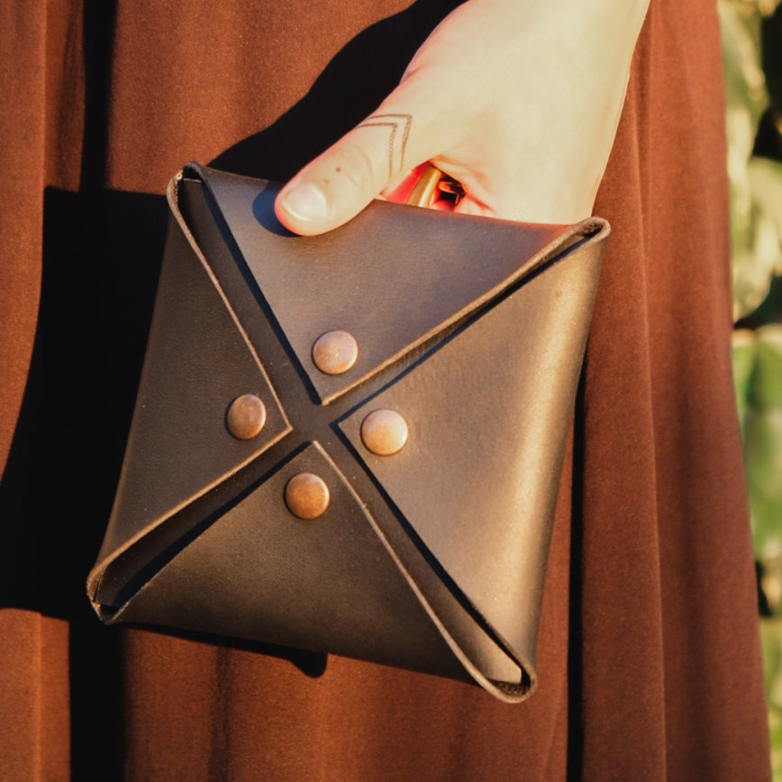 Mini-Q BROWN & BLACK - Tom Jazz