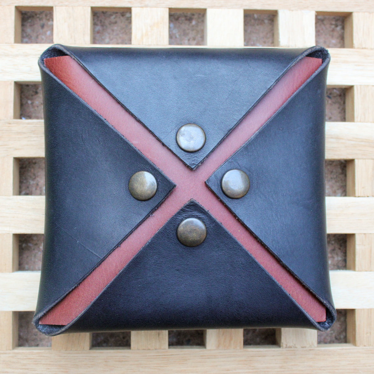 Mini-Q BLACK & BROWN