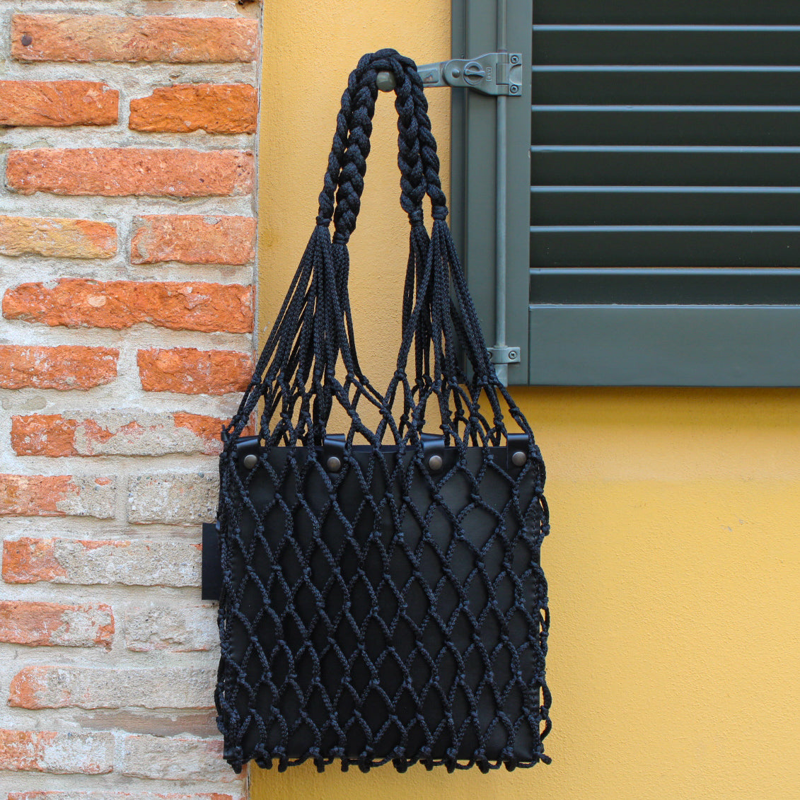 Riviera ALL BLACK - Tom Jazz